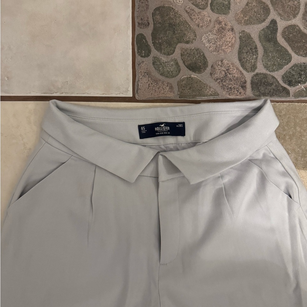 Hollister Light Gray Pleated Waist Trousers